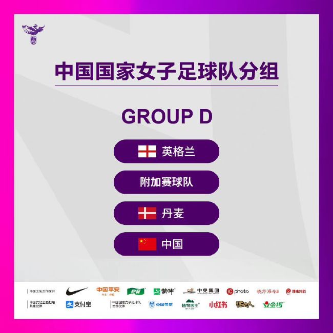 黑丝美女被x